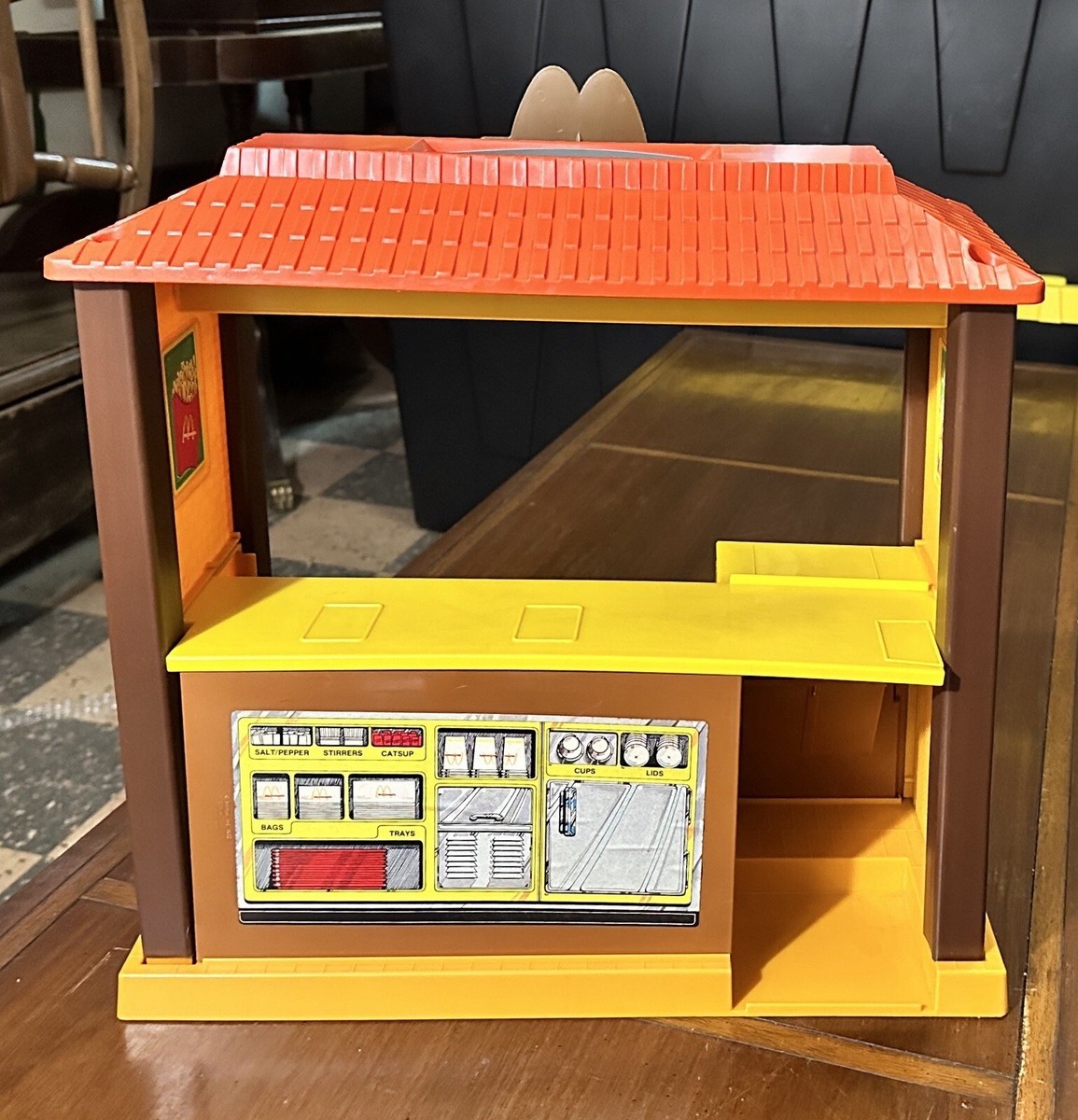 Barbie Loves McDonald's Playset from 1982! I had this as a