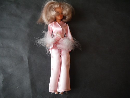 Vintage Poupée mannequin Tressy 3107