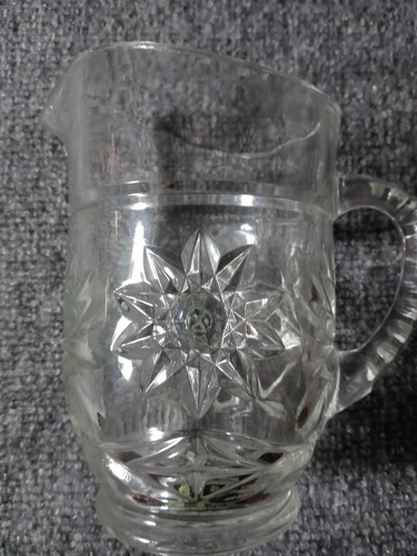 Vintage EAPC Anchor Hocking Prescut Star of David, small 5 1/2” Pitcher - Picture 3 of 6