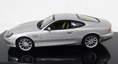 暗所保管・極美品✨autoart Aston Martin V12 暗所保管・極美品✨autoart Aston Martin V12