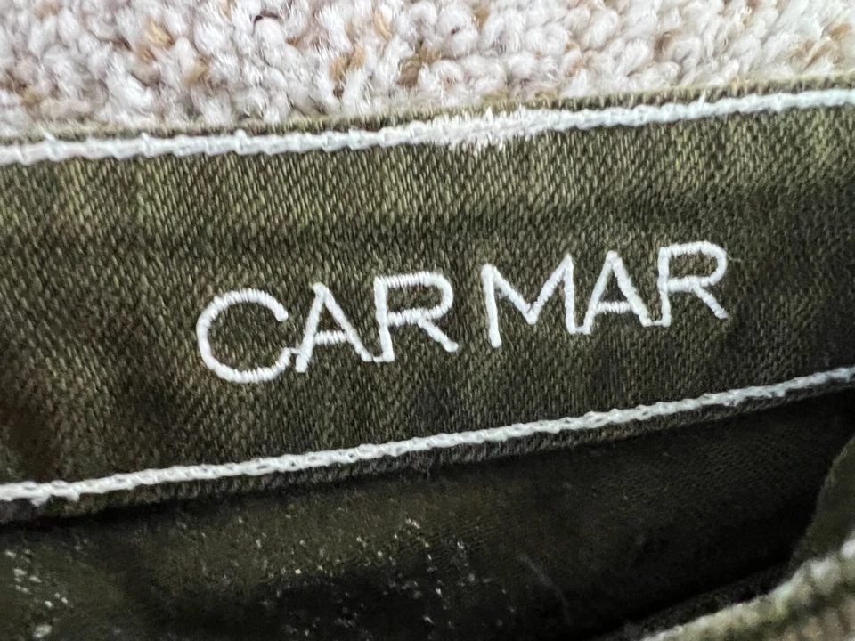 Bermuda Carmar Jean Cut Off Feminina Tamanho 29 Verde Denim Design Pintado Elástico - Imagem 2 de 4