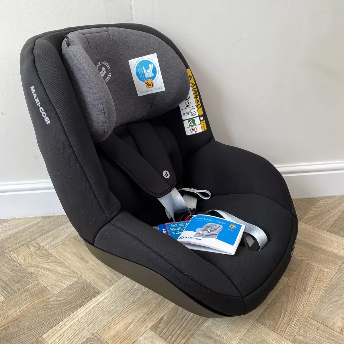 Maxi Cosi Pearl Smart i-size Authentic Black Car Seat RRP£200