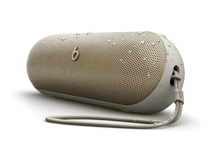 Beats Pill Audio Player Docks & Mini Speakers for sale | eBay