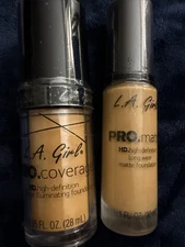 L.A. Girl Pro Coverage Liquid Foundation, #GLM649 Tan & GLM882 Cafe