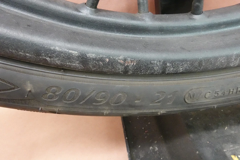 2001-2005 Harley Davidson Softail Deuce FXSTDI Front Wheel Rim Tire 80/90-21 - Image 3 of 4