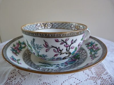 Tasse à thé et sous tasse en porcelaine décor style MINTON - Photo 1/4