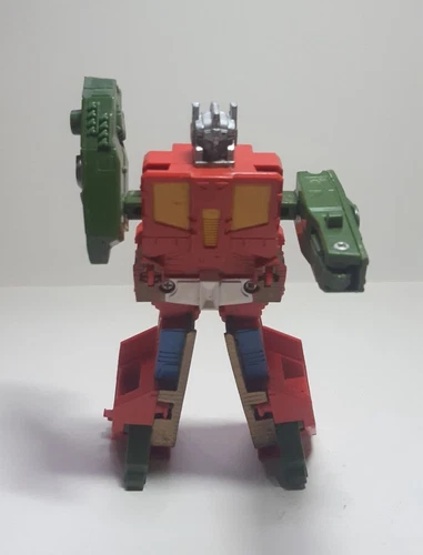 Vintage Transformer Figure Tank Robot Red and Green Complete Set