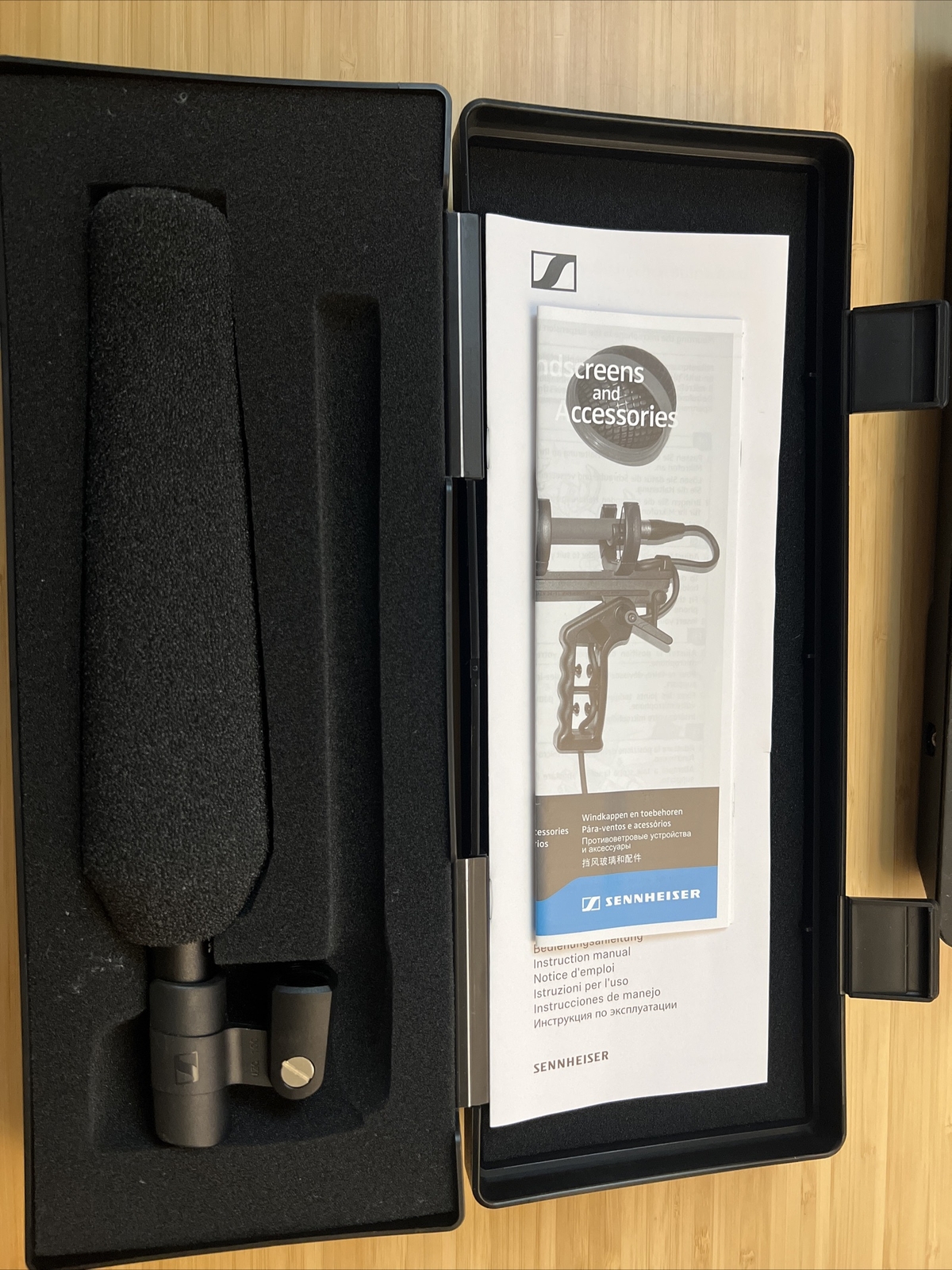 SENNHEISER MKH-416 ケース Sennheiser Black Plastic Storage Case for MKH-416 Microphone