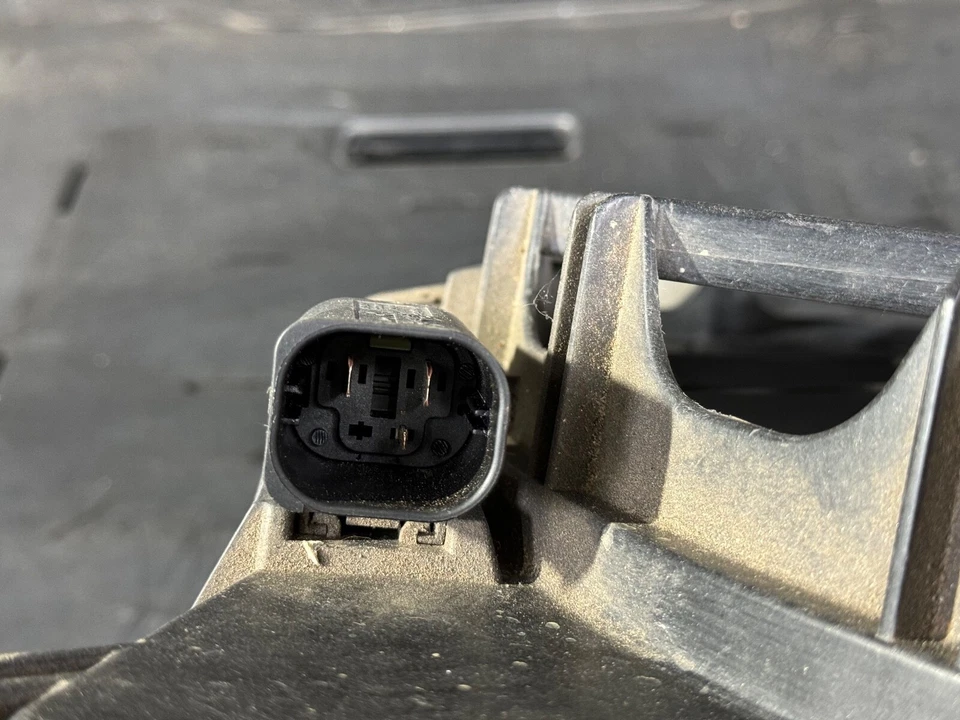 04-10 MOTOR VENTILADOR RADIADOR BMW X3 con CUBIERTA OEM Foto 4 de 4