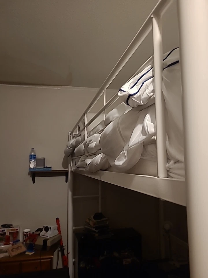 Marco de cama doble metal loft blanco Foto 4 de 4