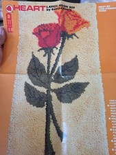 Vintage Red Heart,Long Stemmed Roses,Latch Hook Kit,6637-01, 16"x31"