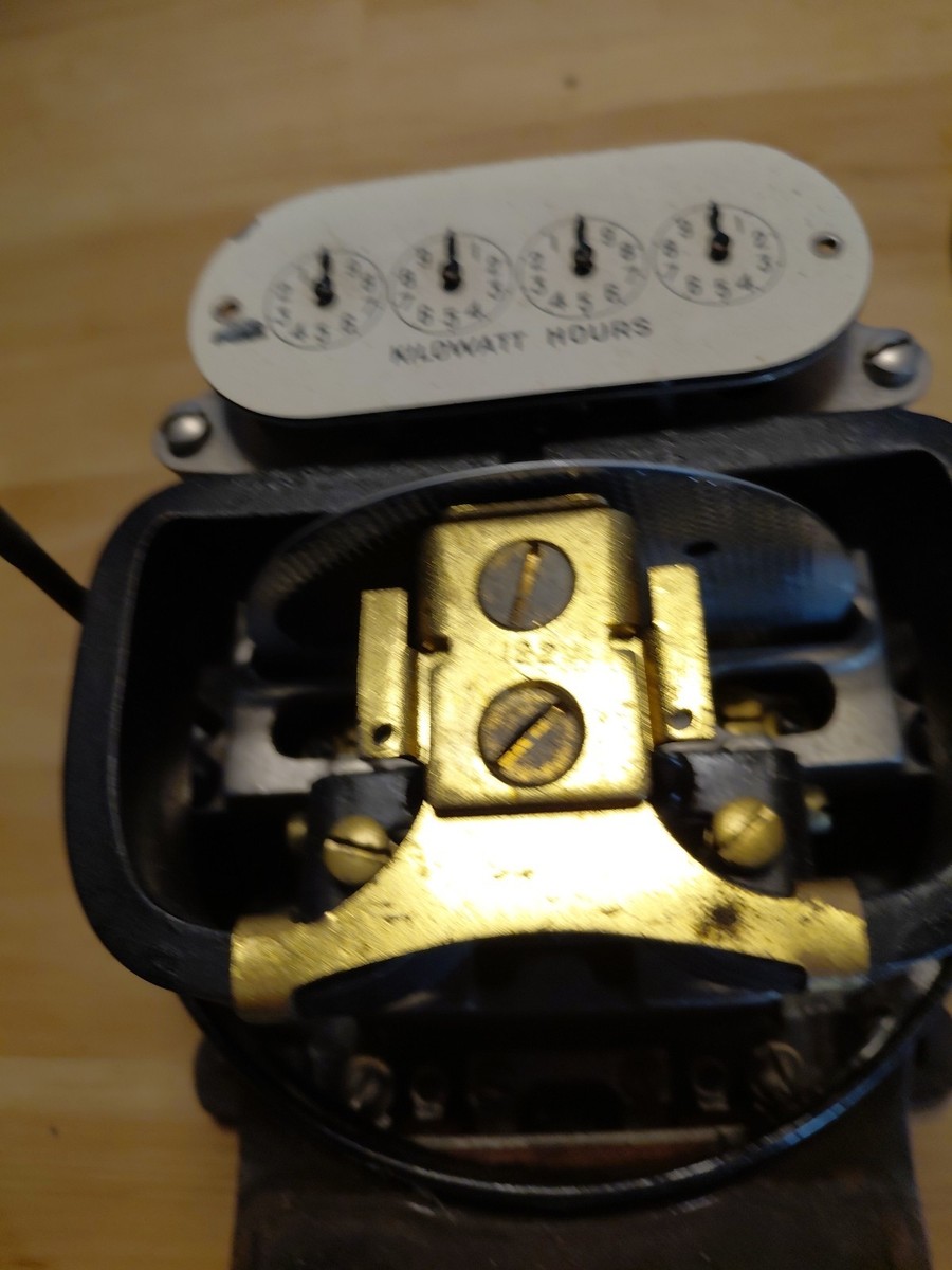 VINTAGE WESTINGHOUSE ELECTRIC TYPE OaWATTHOUR WATT HOUR METER 