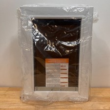 PetSafe Medium Plastic Pet Door White Dog Cat Flap PPA00 10959 Up to 40 lbs