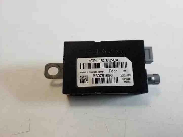 Amplificador de antena VOLVO V40 Cross Country 526 P30761696 1.6 Diesel 26235005 Foto 2 de 4