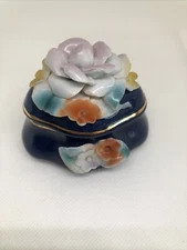 Moga Romanian porcelain trinket box, blue with floral design, used