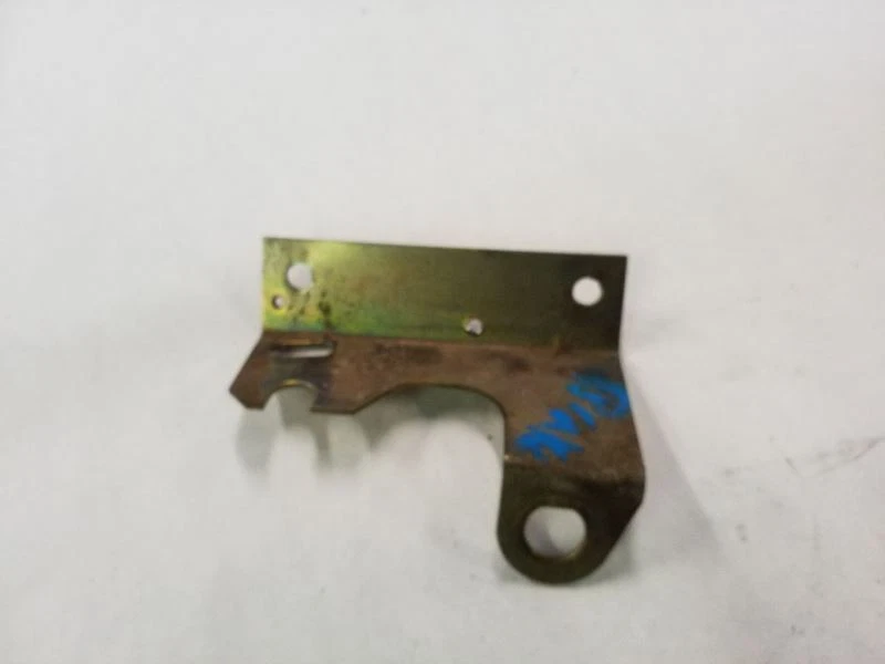 Soporte de interruptor de control de freno y crucero | Se adapta a Jaguar XJ6 1980-1986 Foto 4 de 4