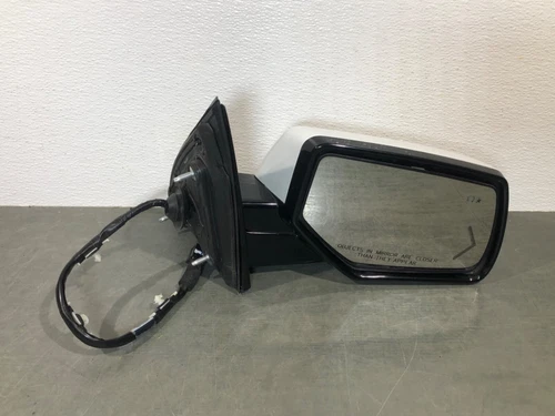 ✅ 2015 - 2019 CHEVY GMC YUKON TAHOE RH RIGHT PASSENGER SIDE DOOR MIRROR OEM MK82