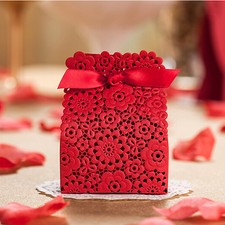 Classic Red Lace Wedding Party Favours Candy Sweets Boxes Bags Table Decorations