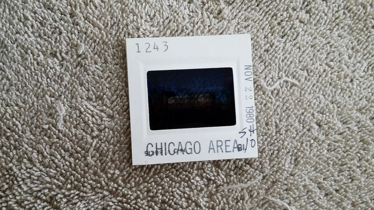 XSH10 35MM Train Slide ENGINE LOCOMOTIVE RR ICG 1243 CHICAGO AREA