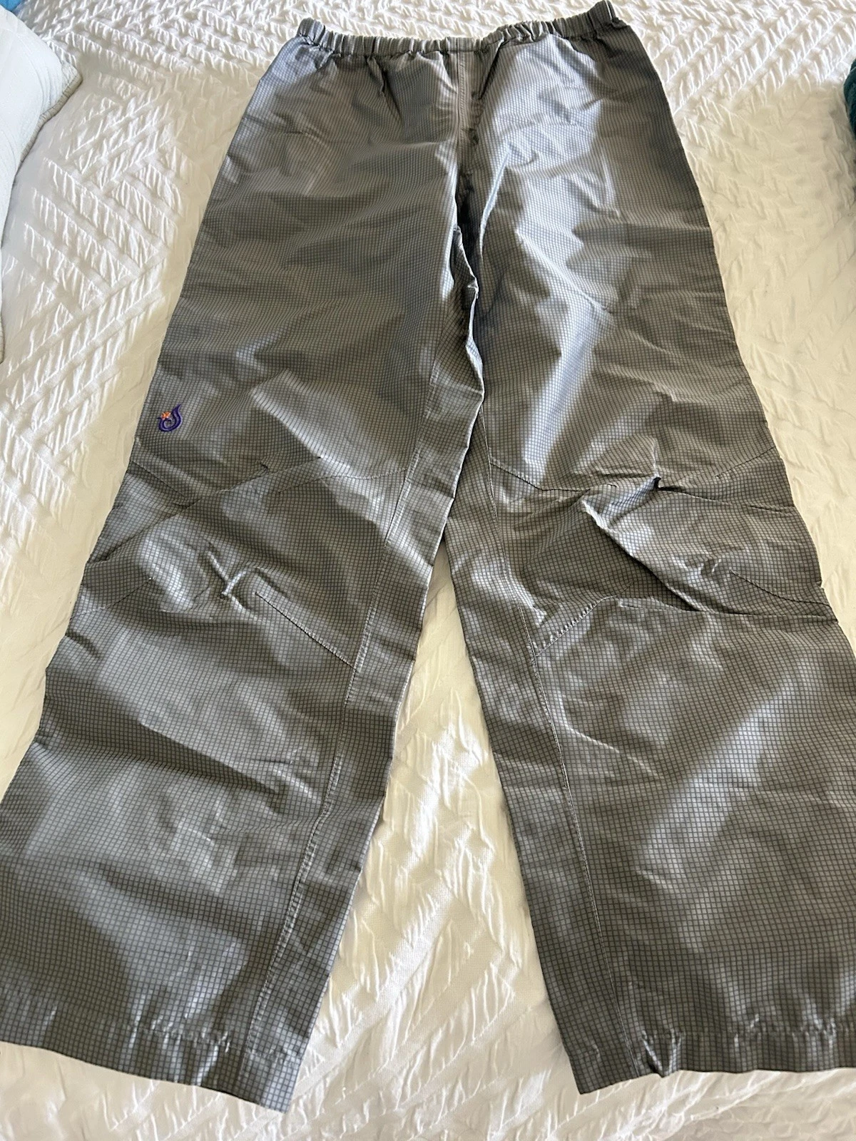 Isis Women’s Gray Rain Pants NEW Elastic Waist Side Zip Size 8 Medium