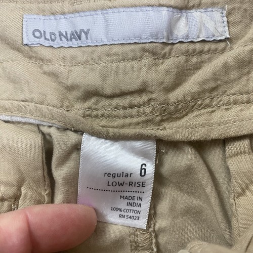 NWT Old Navy Cargo Pants Womens 6 Beige Low Rise Khaki Roll Up Button Pockets - Picture 13 of 17