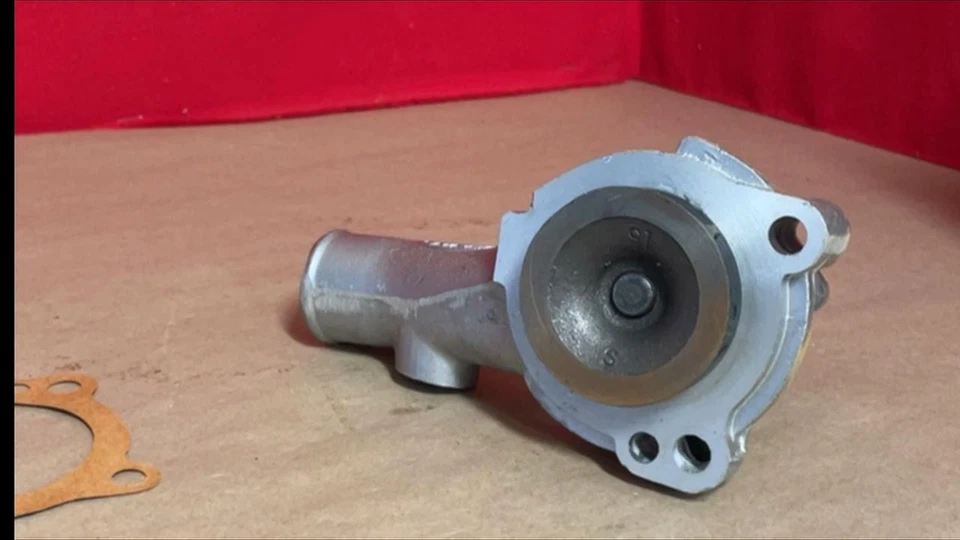 NOS OEM Ford 1971 1972 1973 Pinto Water Pump 98ci Mercury Bobcat - Image 4 of 4