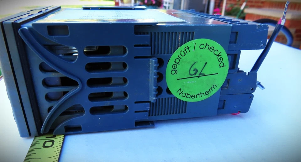 CONTROLADOR DE TEMPERATURA EUROTHERM 2108i /AL/RD/VH/HA/RF/ENG, PID Cfg: S/0/1370/C Foto 4 de 4