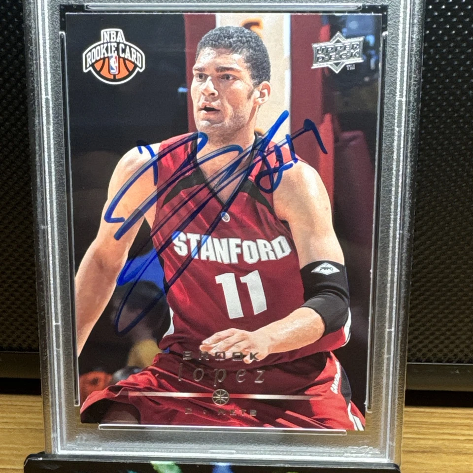 Tarjeta firmada por Brook Lopez 2008/09 Upper Deck automática PSA Stanford Rookie Foto 2 de 3