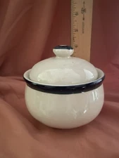 Vintage Sugar Bowl.  Kitchen Basics. 4” H. x 4-1/2” Wide. Mint Cond.