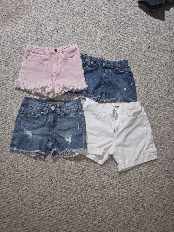 Girls Size 7 Shorts  Lot  Of 4