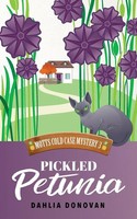 Pickled Petunia Dahlia Donovan Taschenbuch Kartoniert / Broschiert Englisch 2021