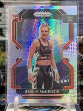 2022 Emilia Mckenzie Rookie RC Hyper Prizm Holo WWE Panini Wrestling #182 TZ 2H