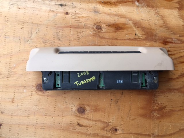 2008 Maserati Gran Turismo M145 OVERHEAD CONSOLE TRIM SWITCHES 610632 