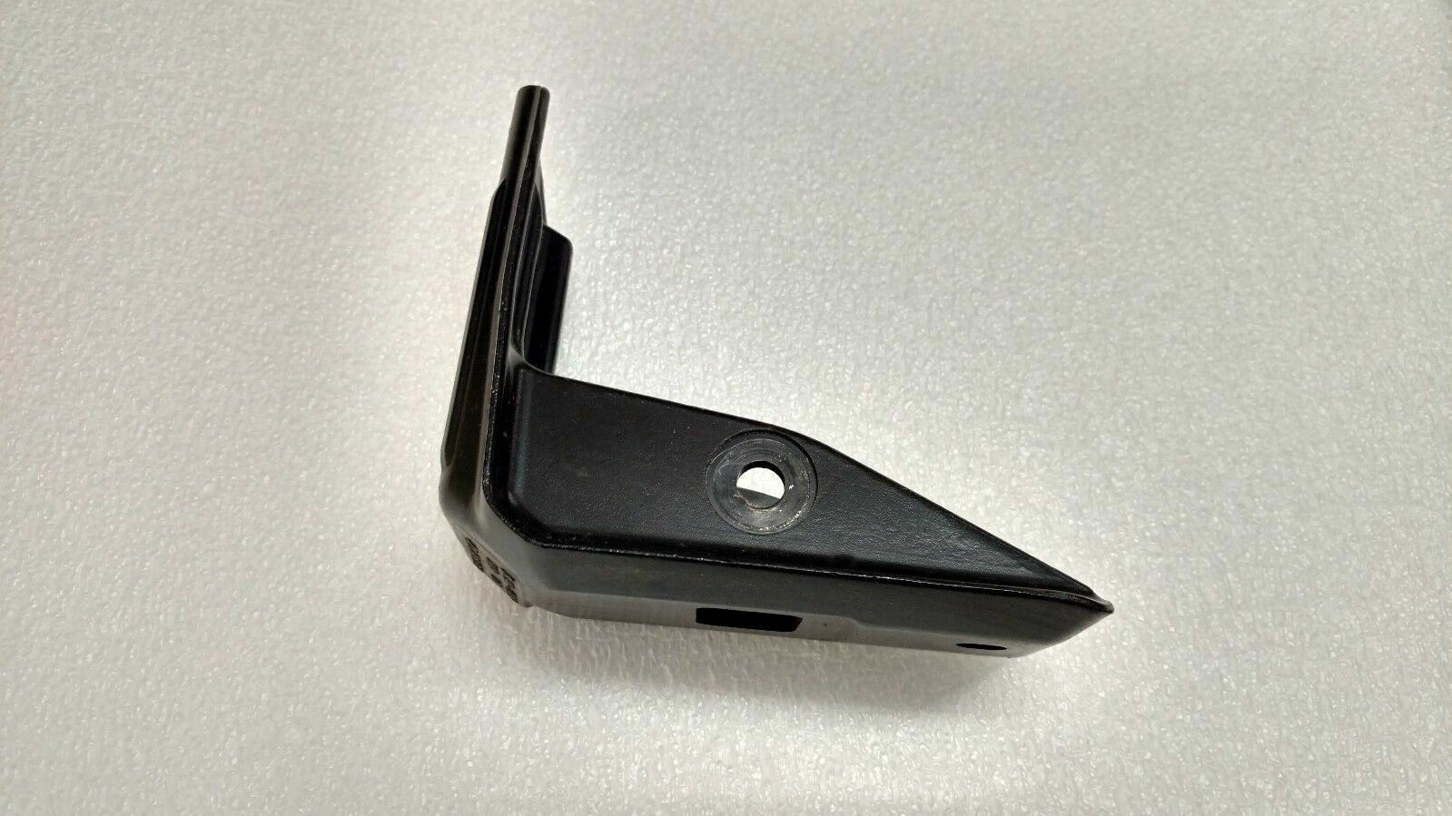 LAMBORGHINI HURACAN DRIVER LEFT SIDE SHOCK ABSORBER MOUNT BRACKET OEM 4T0805517