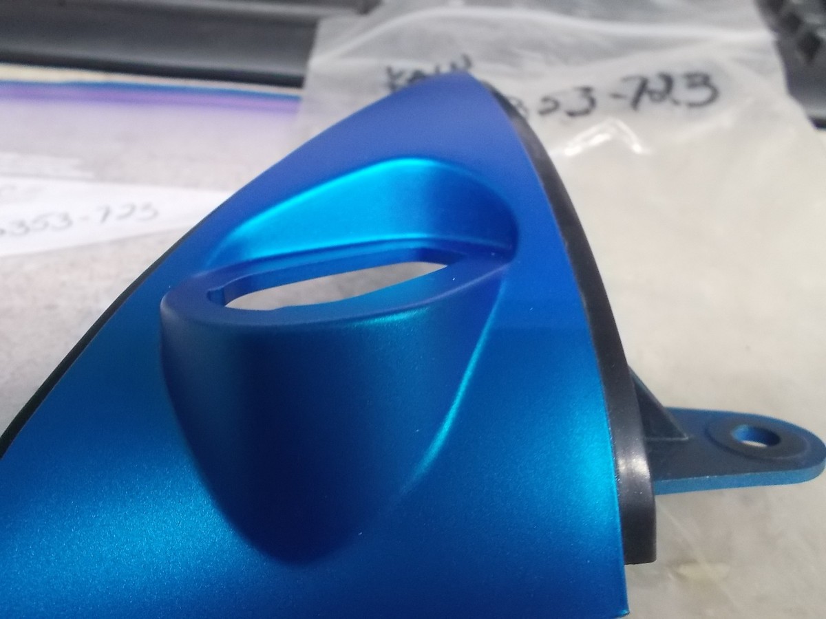 確認用໒꒱ NOS OEM Kawasaki RH Signal Lamp Cover Blue 2005 ZX-6R-ZX636