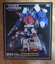 Takara Tomy Transformers Masterpiece MP-22 Ultra Magnus Transforming Truck
