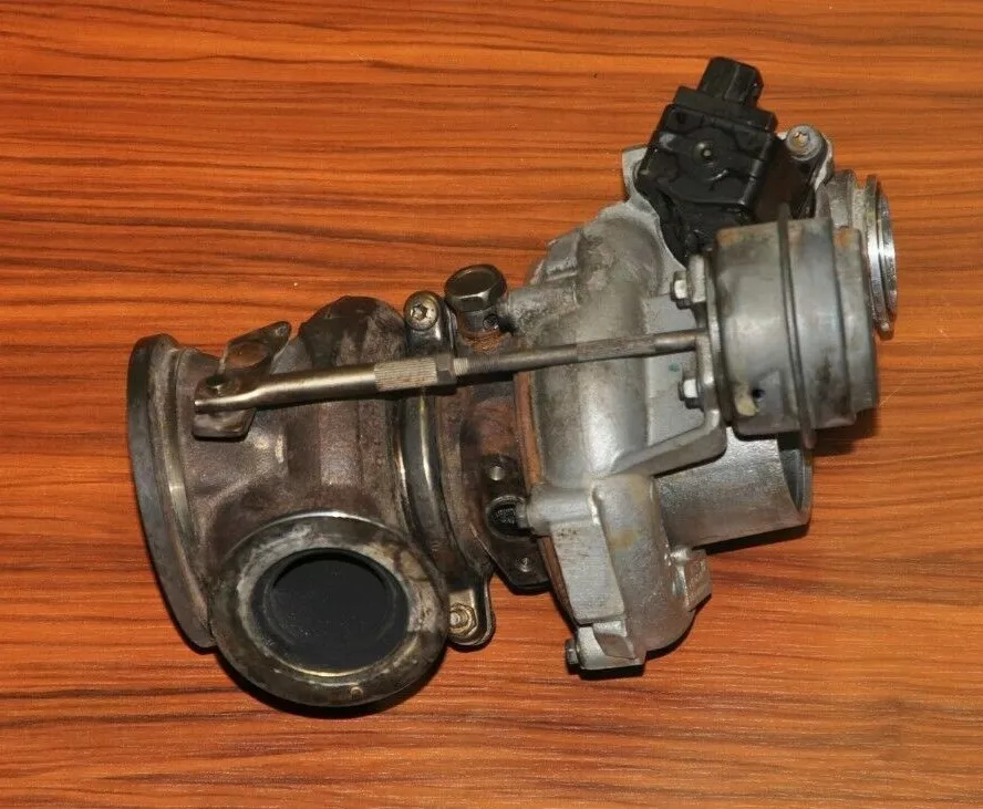 OEM BMW F01 F02 F07 F10 4.4 N63B44A 300kw Twin Turbo Turbocharger 