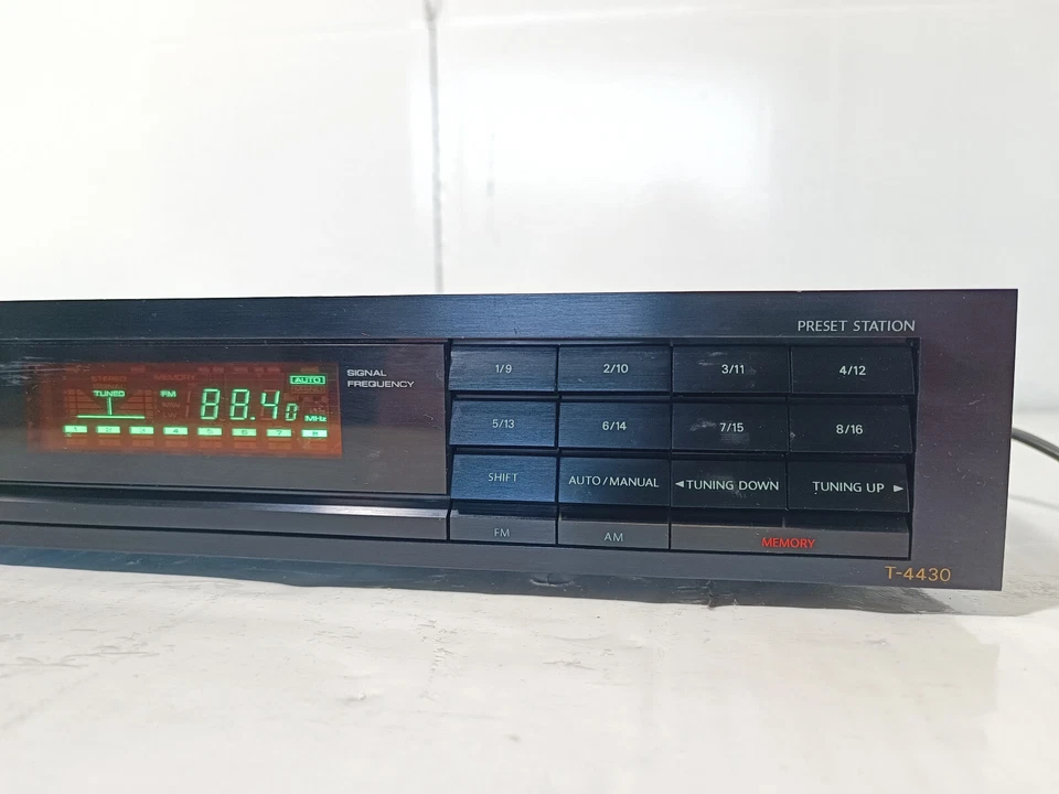 Onkyo T-4430 AM/FM Stereo Synthesizer Tuner Radio - Bild 3 von 4