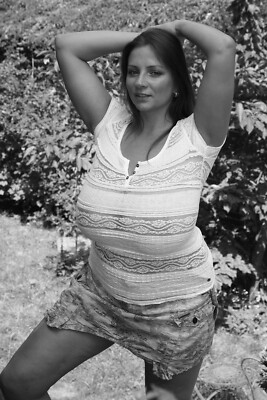 Nadine Jansen - Lab Glossy Photo 8x12 A4 *4525 | eBay
