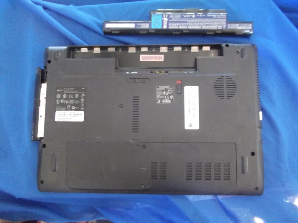 Acer Aspire 5253 BZ692 MDL P5WE6 /AMD Dual-Core C-50 1GHz/275GHz