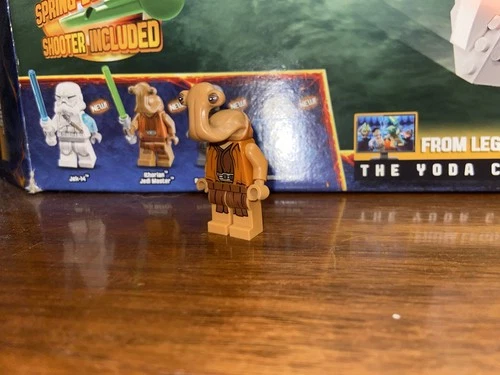 LEGO STAR WARS 75051 ITHORIAN JEDI MASTER Noga-ta) Minifigure RARE