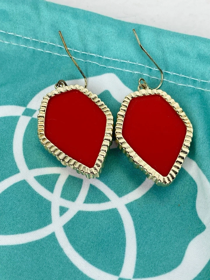 Pendientes colgantes de oro Kendra Scott Corley rojo brillante RARO descontinuados Foto 3 de 4