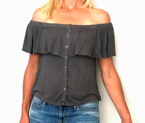 american eagle ruffle top