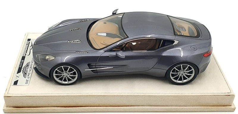 Tecnomodel 1/18 Scale T18-MI01U - Aston Martin One 77 2010 - Tungsten Silver - Image 3 of 4