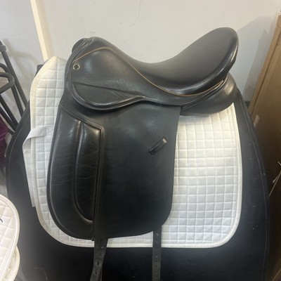 Dressursattel 17,5 schwarz Adj Flair Panel