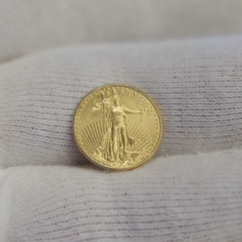 2013 US  Gold Eagle 1/10 oz $5 Nice Coin Unc