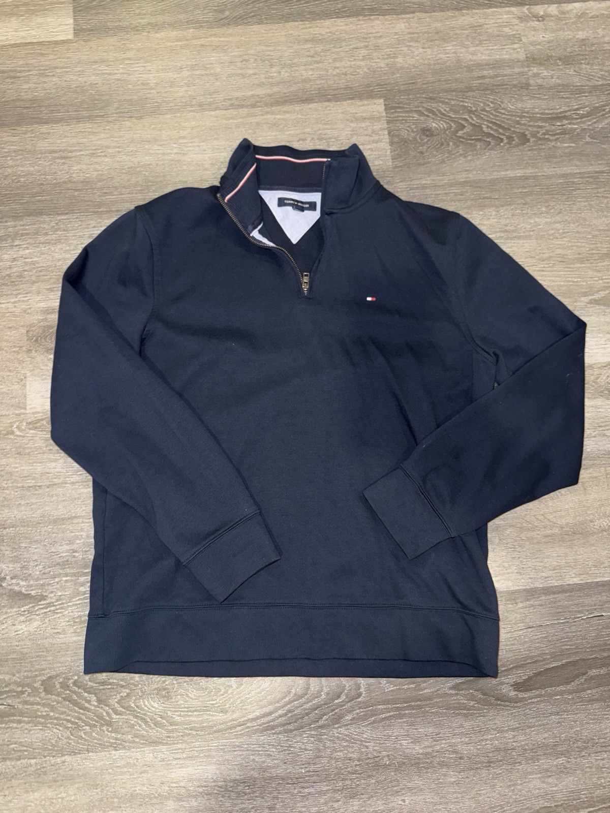 Men’s Navy Hilfiger Quarter Zip - Large