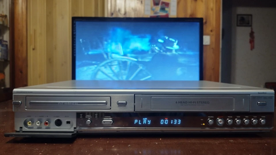PHILIPS COMBO MASTERIZZATORE DVD VHS DVDR-3320, 6 TESTINE CON TELECOMANDO - Immagine 3 di 4