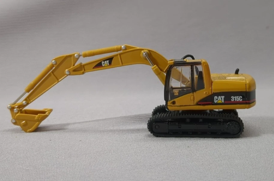HO Scale  Norscot 10188  CAT 315C L   Hydraulic Excavator - Image 4 of 4