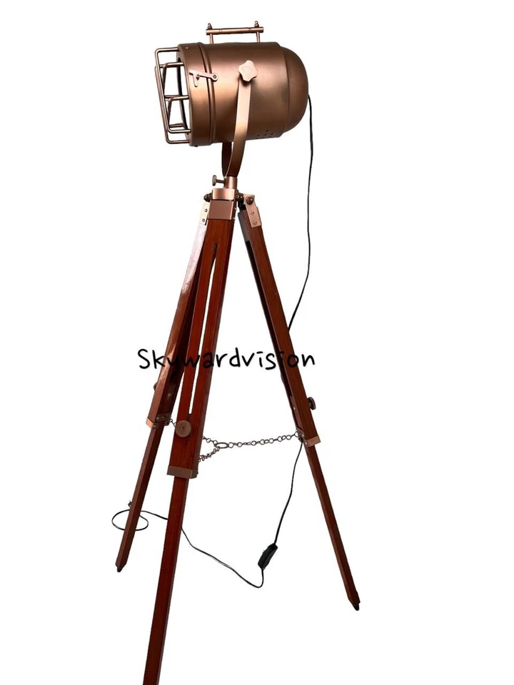 Lámpara de pie antigua de cobre con reflector de trípode - Lámpara de pie moderna náutica Foto 2 de 2